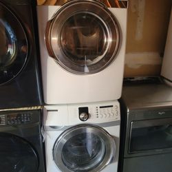 Samsung Front Load Washer And Stackable Gas Dryer Set 