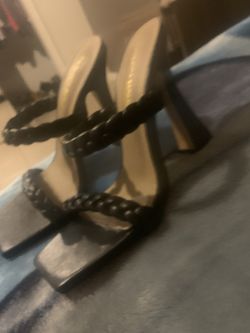 6.5 Never Worn Fashion Nova 