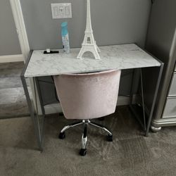 Desk And Chair 