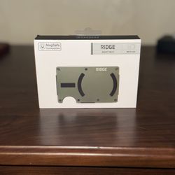Ridge Slim RFID Blocking Wallet (MagSafe Compatible)