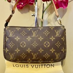 Louis Vuitton Pochette Shoulder Bag 