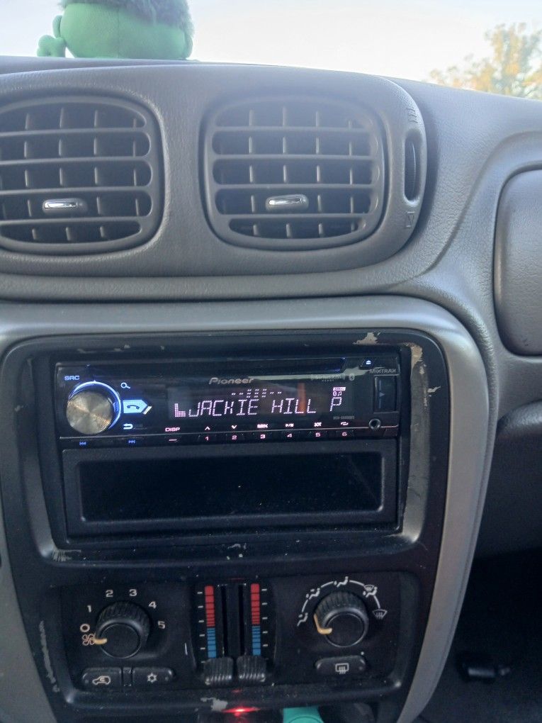 Pioneer Bluetooth Radio