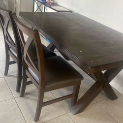 Wooden Dinning Rable