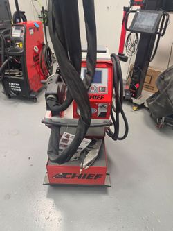MI200T Chief spot welder