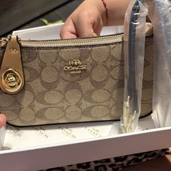 Women’s coach purse set