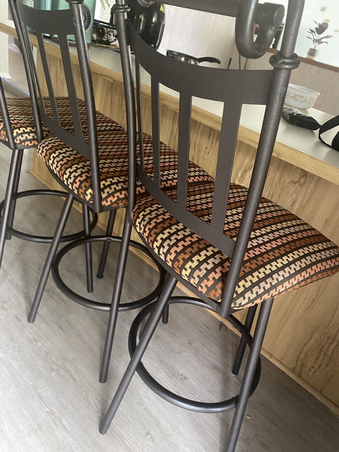 3 Bar Stools