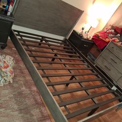 Queen Bed Frame 