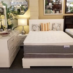 Brand New White Queen Storage Bedframe + Dresser + Mirror + Nightstand 4PCs Set