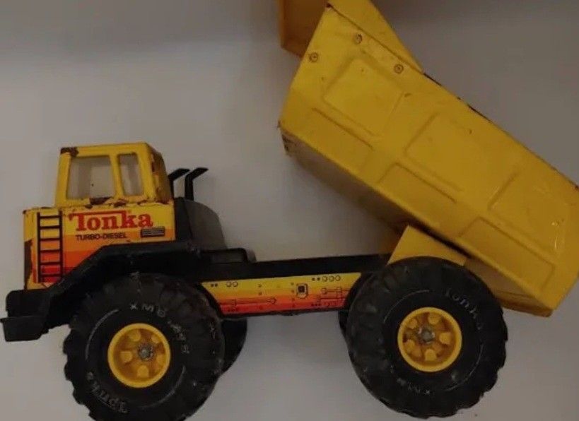 Vintage Tonka Vintage Machinery