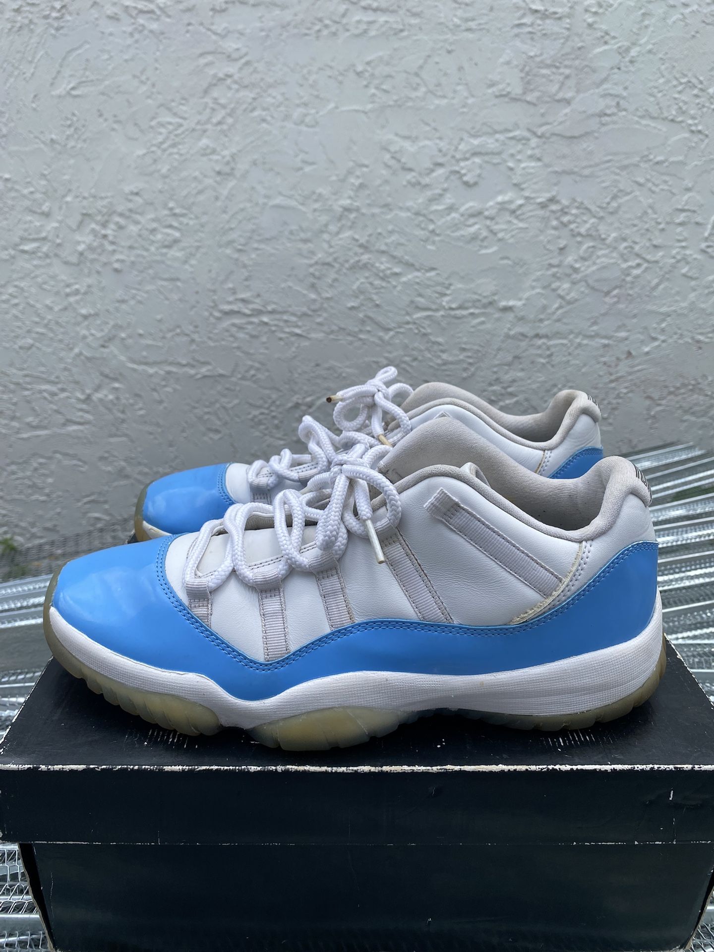 Size 11- Jordan 11 Retro Unc