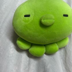 Cute Squid Plushie