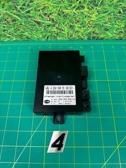 10-15 MERCEDES GLK350 TRAILER HITCH TOWBAR CONTROL UNIT