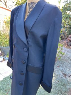 Kathie Lee tuxedo coat/dress size L