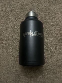 Stainless steel Vacuum insulated 64 Oz Bottle