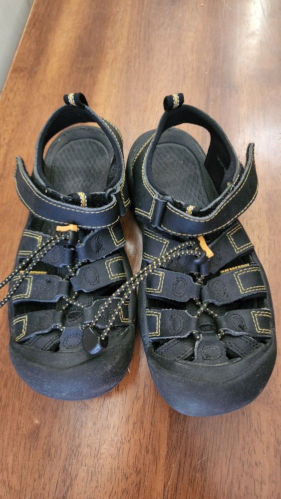 Boys Keen Waterproof Sandals Youth Size 3