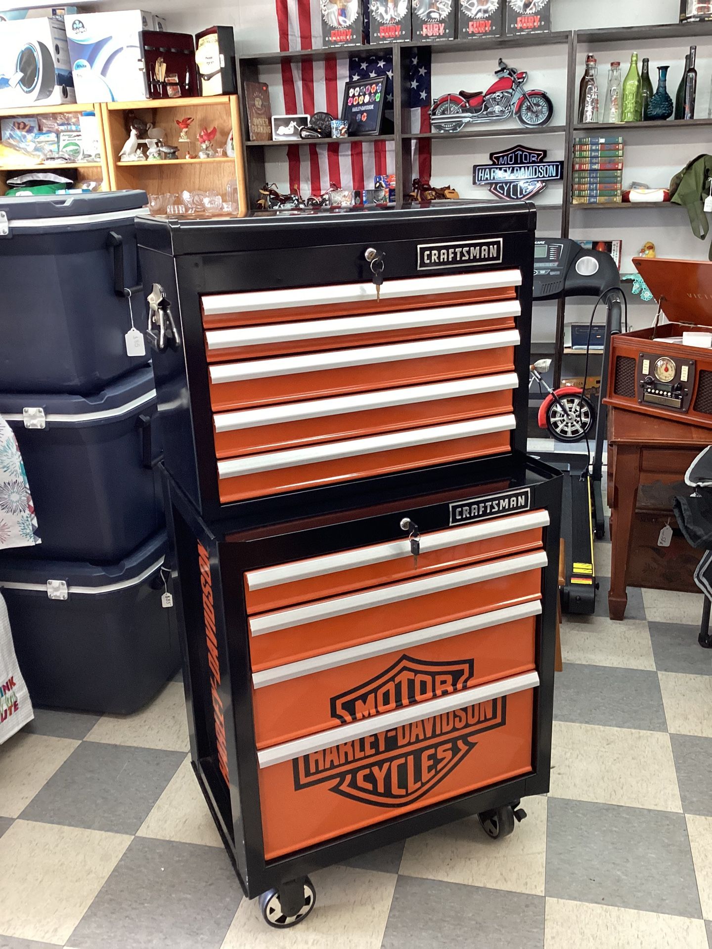 Harley-Davidson Craftsman Rolling Tool Box. 
