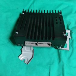 Audio Equipment Radio Amplifier Right Hand Kick Panel Fits 16-17 ACCORD 