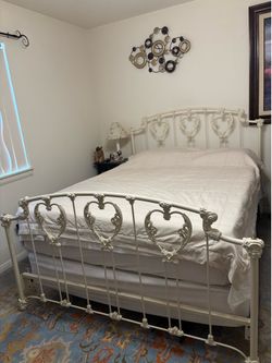 Queen Metal Bed Frame
