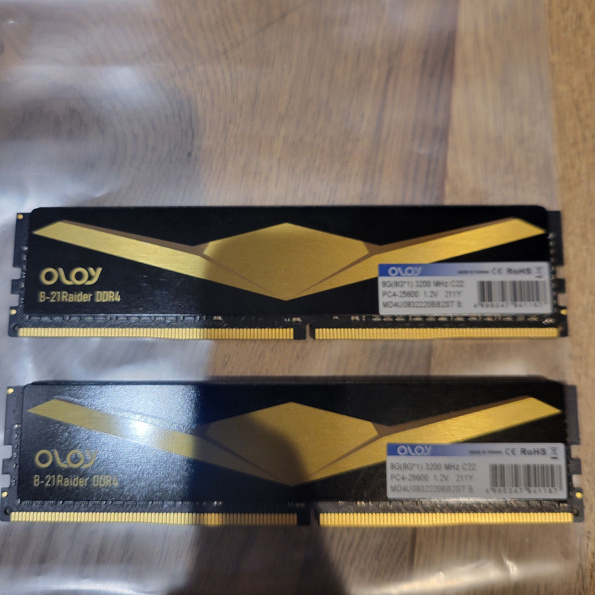 OLOY B-21 Raider DDR4 16GB (8x2) RAM C22