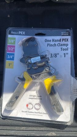 One hand pex pinch clamp tool