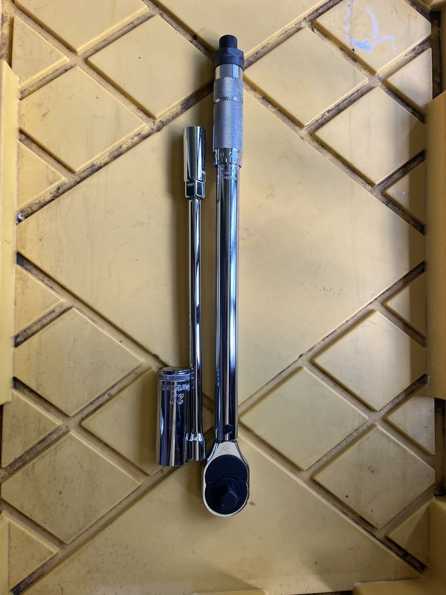Hyper Tough Torque Wrench