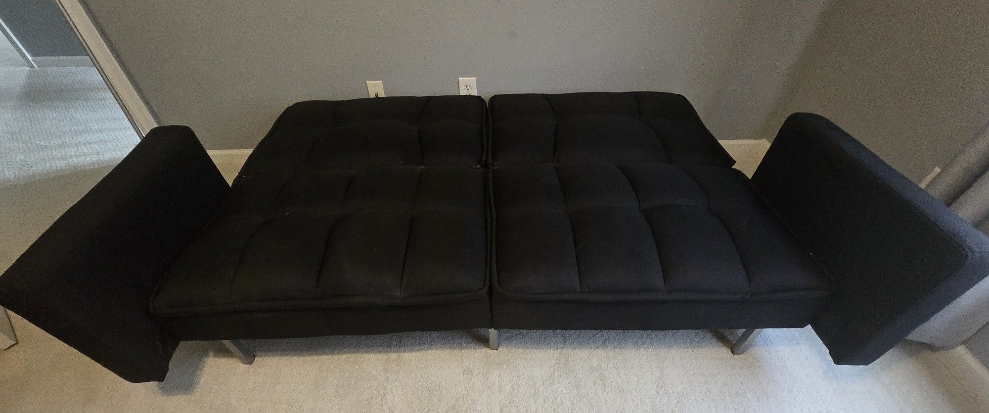 Black Futon