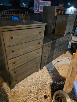 Gray Wood Bedroom Dresser Set