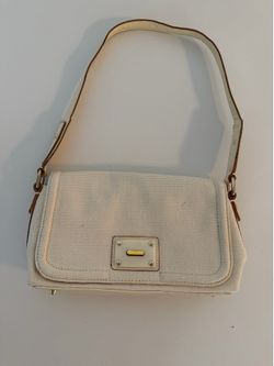 Small rectangular Sarah Violet off- white purse