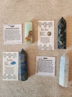 Natural Crystal Tower Bundle – 4 Piece Set + Info Cards ✨
