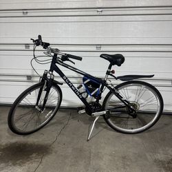 Bicycle Schwinn Trailway (adults)
