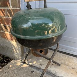 Small charcoal grill