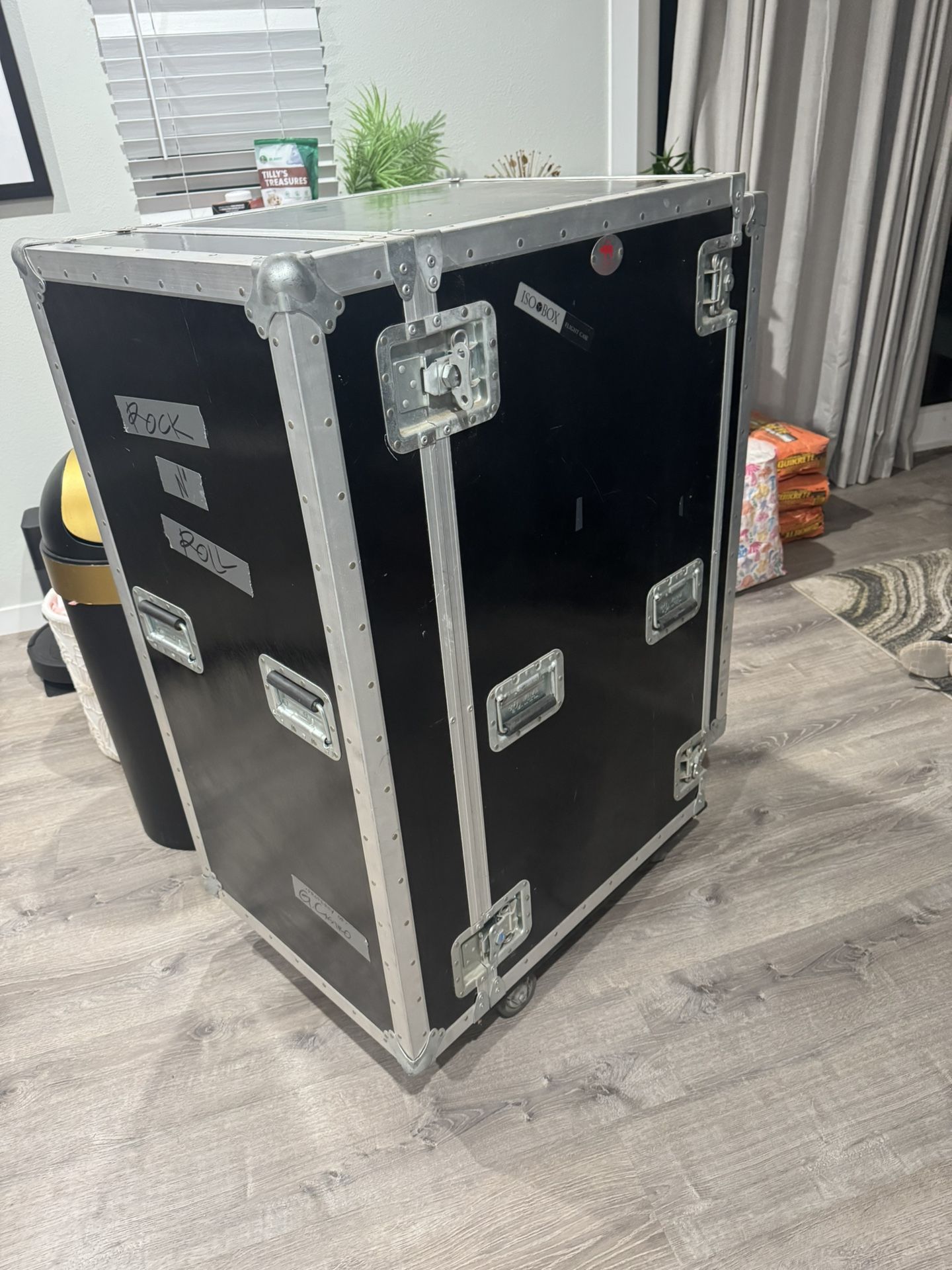 Mobile IsoBox Road Case