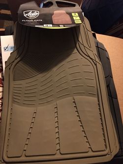 The Auto Drive 888 All- Weather Rubber 4-piece floor mat set is great for all-weather protection of the floors in your vehicle. They are made of p
