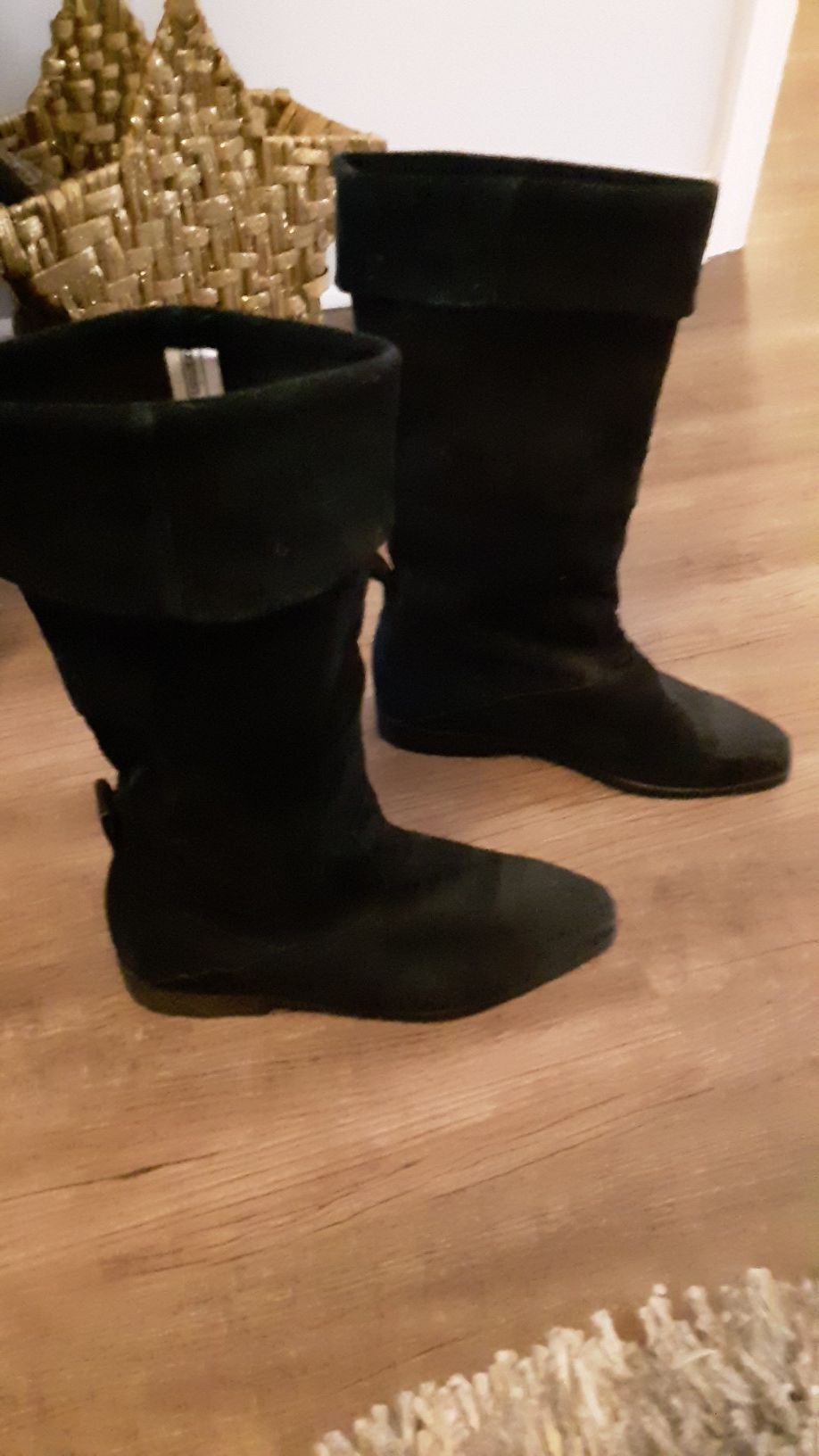 Black leather boots sz 8