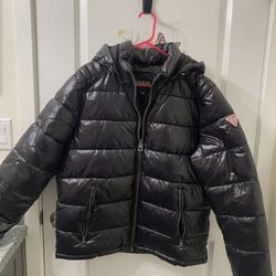 GUESS Men's Hooded Puffer Coat Large men