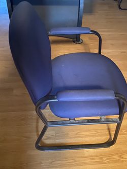 6 Office chairs