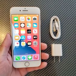 iPhone 8 - UNLOCKED - Like New 