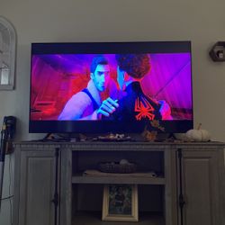 Samsung 65” Smart Tv