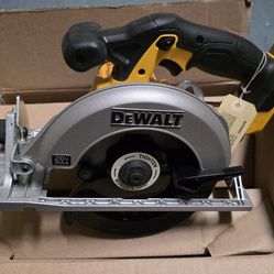Dewalt 20v 6 1/2 Circular saw