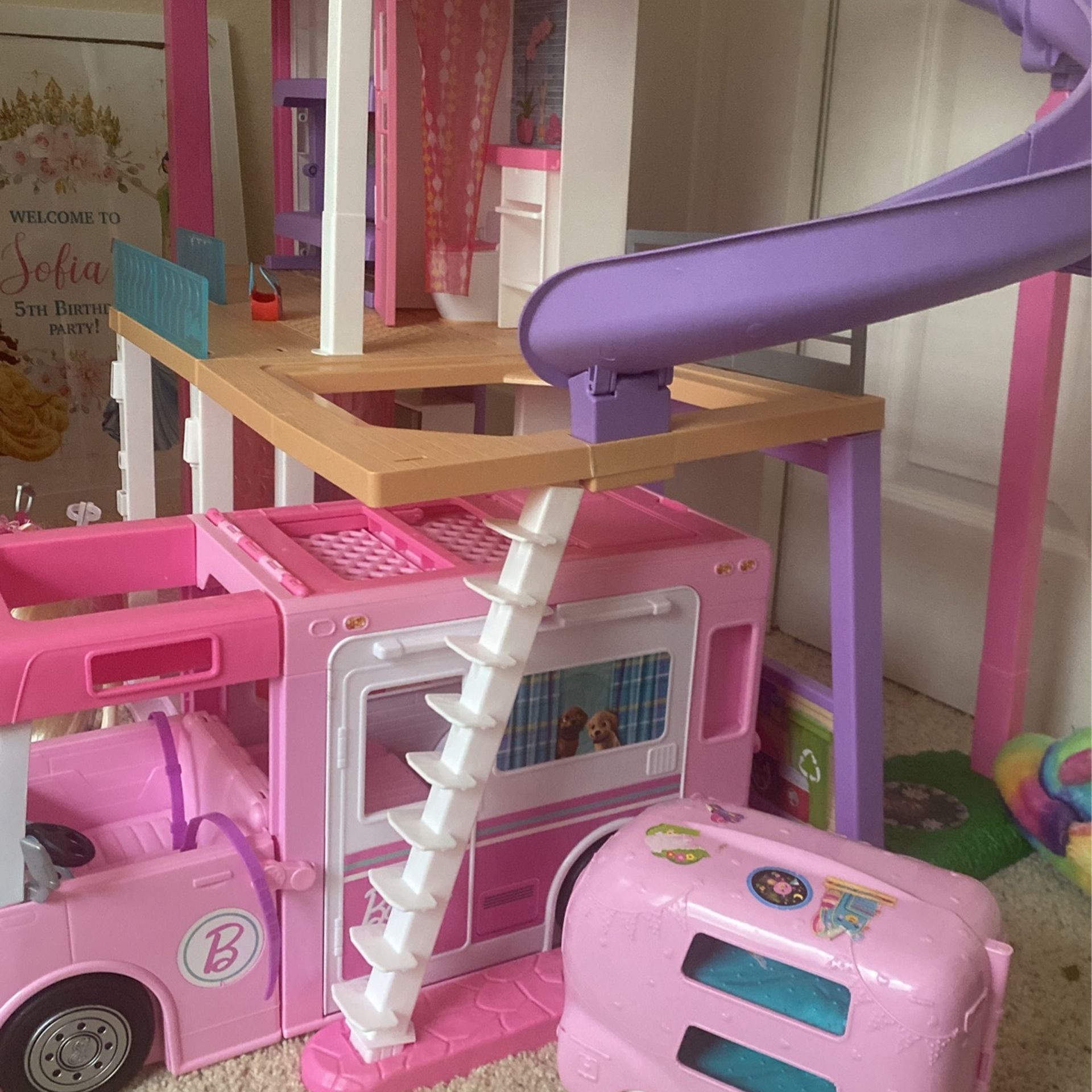 Barbie dream house and accessories for Sale in Fairfield CA OfferUp