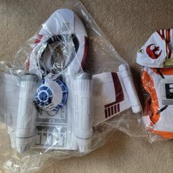 2 New Dog Halloween Costumes Star Wars Pilot / Xwing