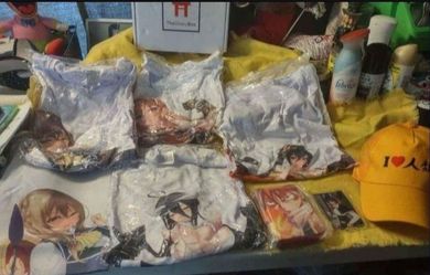 Huge anime lot will not separate