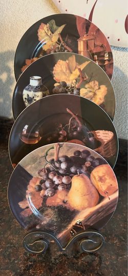 Plates with Stand!
