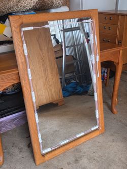 Solid Oak Wall Mirror – 26" x 40"