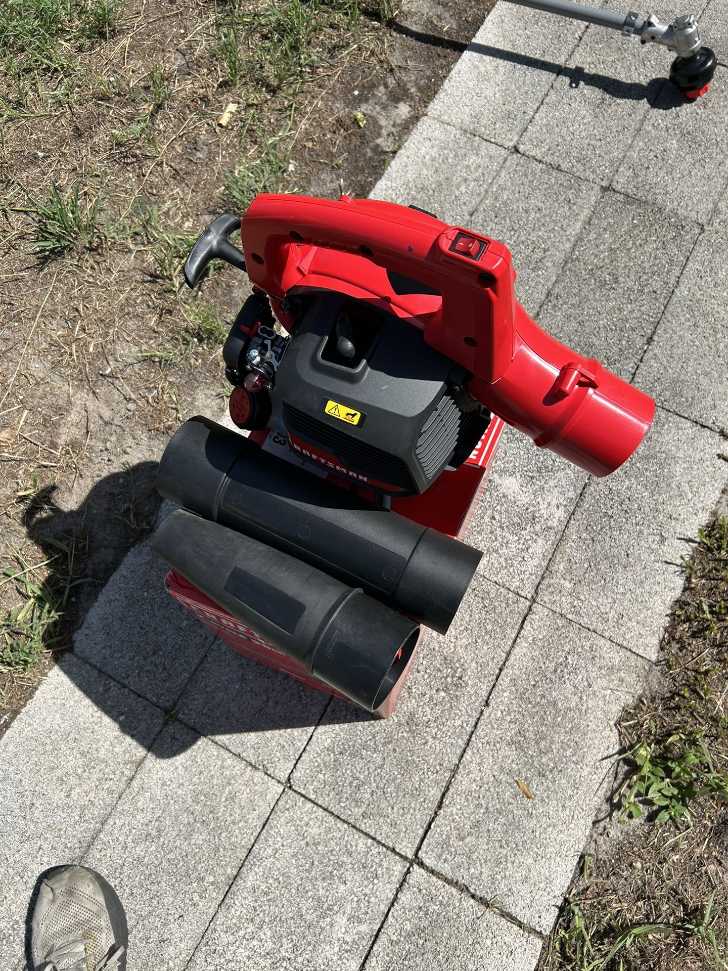 Leaf Blower