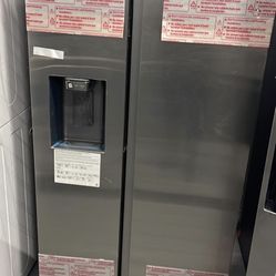 Samsung Refrigerator Brand New 