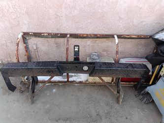 Black trailer-hitch/Tow rack