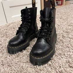 Dr Martens Jadon Boot - Black