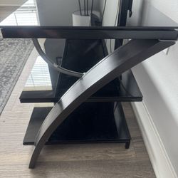 Entertainment/TV Stand