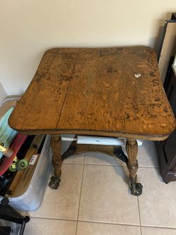Antique Claw foot Table 